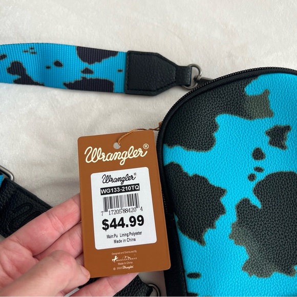 Wrangler Turquoise Cow Print Sling Bag - Picture 4 of 11